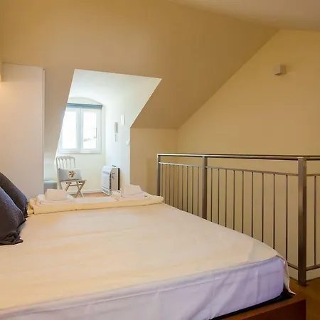Apartment Exquisit Flat Left Lisbon