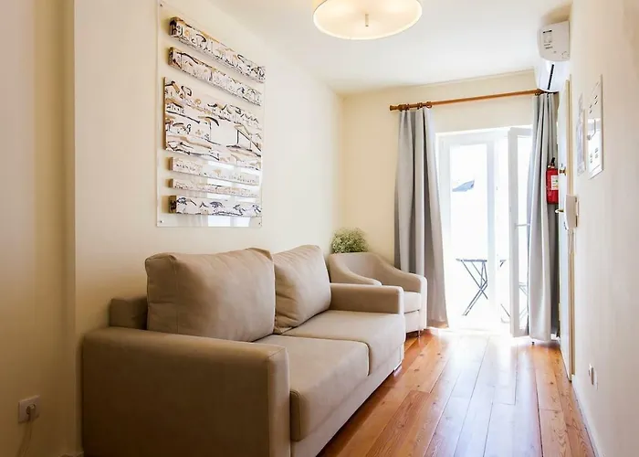 شقة Exquisit Flat Left *