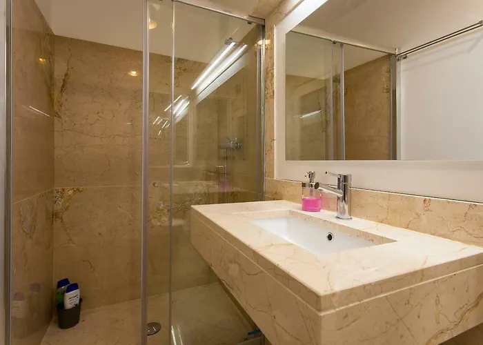 شقة Exquisit Flat Left *