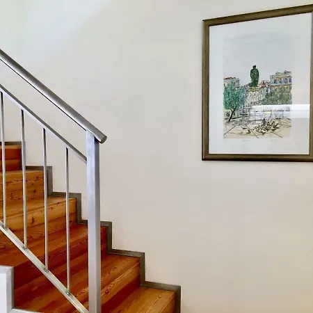 Exquisit Flat Left * Лісабон